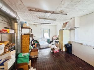 Photo 1- click for photo gallery